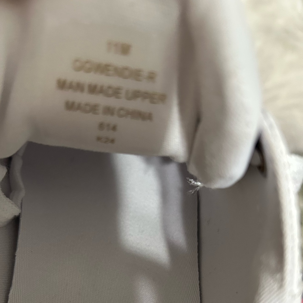 NEW GBG Los Angelos Whir & Gold Size 11 Women's Sneakers - Picture 2 of 6